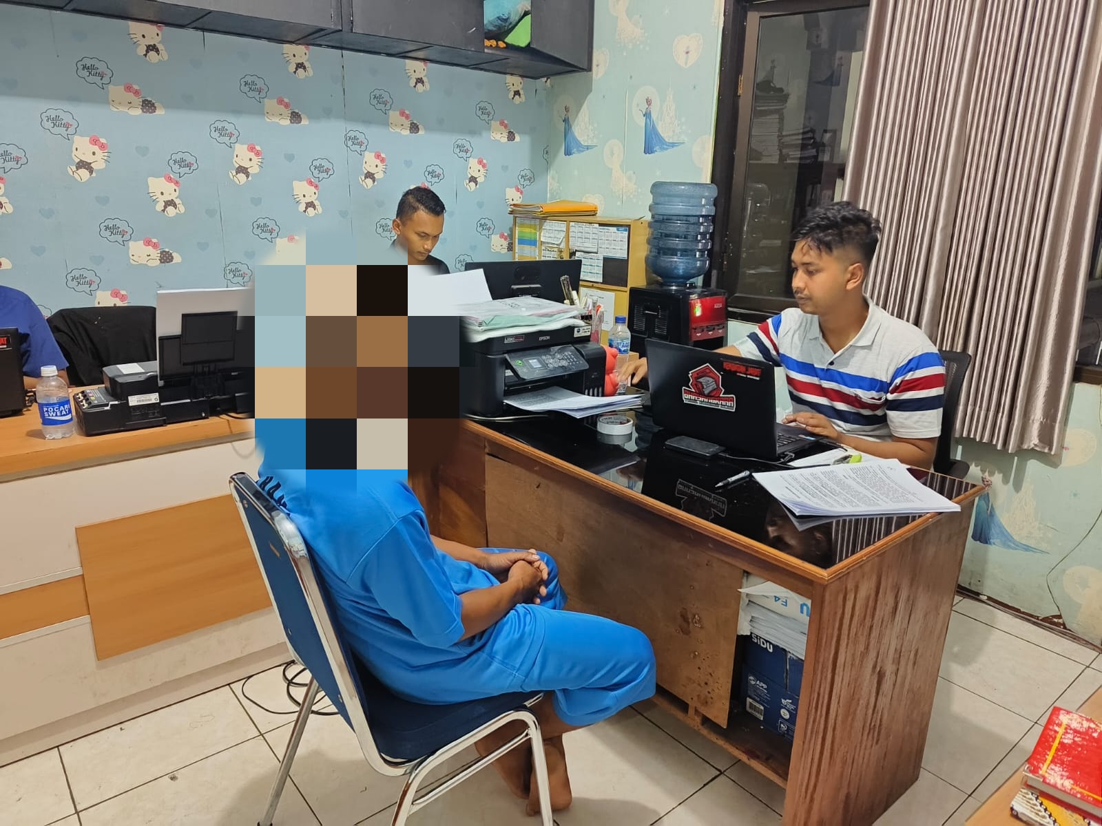 Pelaku pemerkosa anak tiri diperiksa di Mapolres Wonogiri. (HUMAS POLRES WONOGIRI UNTUK RADAR SOLO)