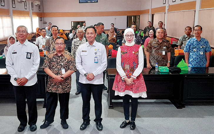 BPS Karanganyar bersama dengan sejumlah stakeholder saat melakukan rilis terkait dengan hasil sensus pertanian di tahun 2023.
