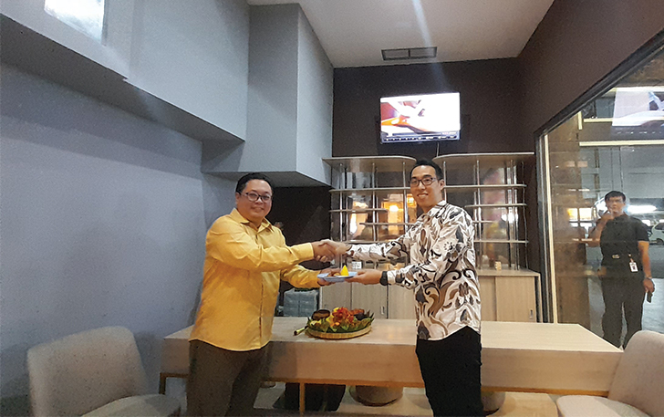 Re-opening De WAVE Family Massage, Reflexology & Beauty Bar di Solo Paragon Lifestyle Mall, Sabtu (23/12/2023).