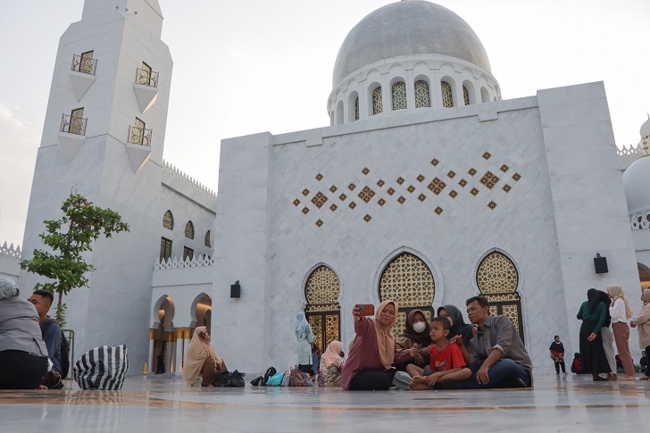 Masjid Syeikh Zayed Solo menjadi destinasi utama wisata religi di Solo Raya.
