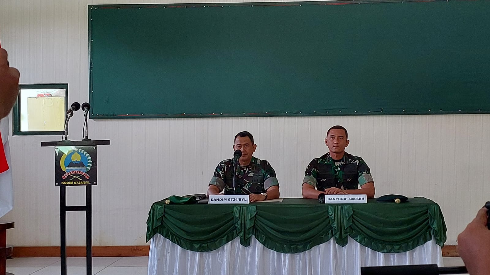 Jumpa Pers yang dilakukan Dandim dan Danyonif 408 Subhastra di Makodim 0724 Boyolali, Minggu (31/12),