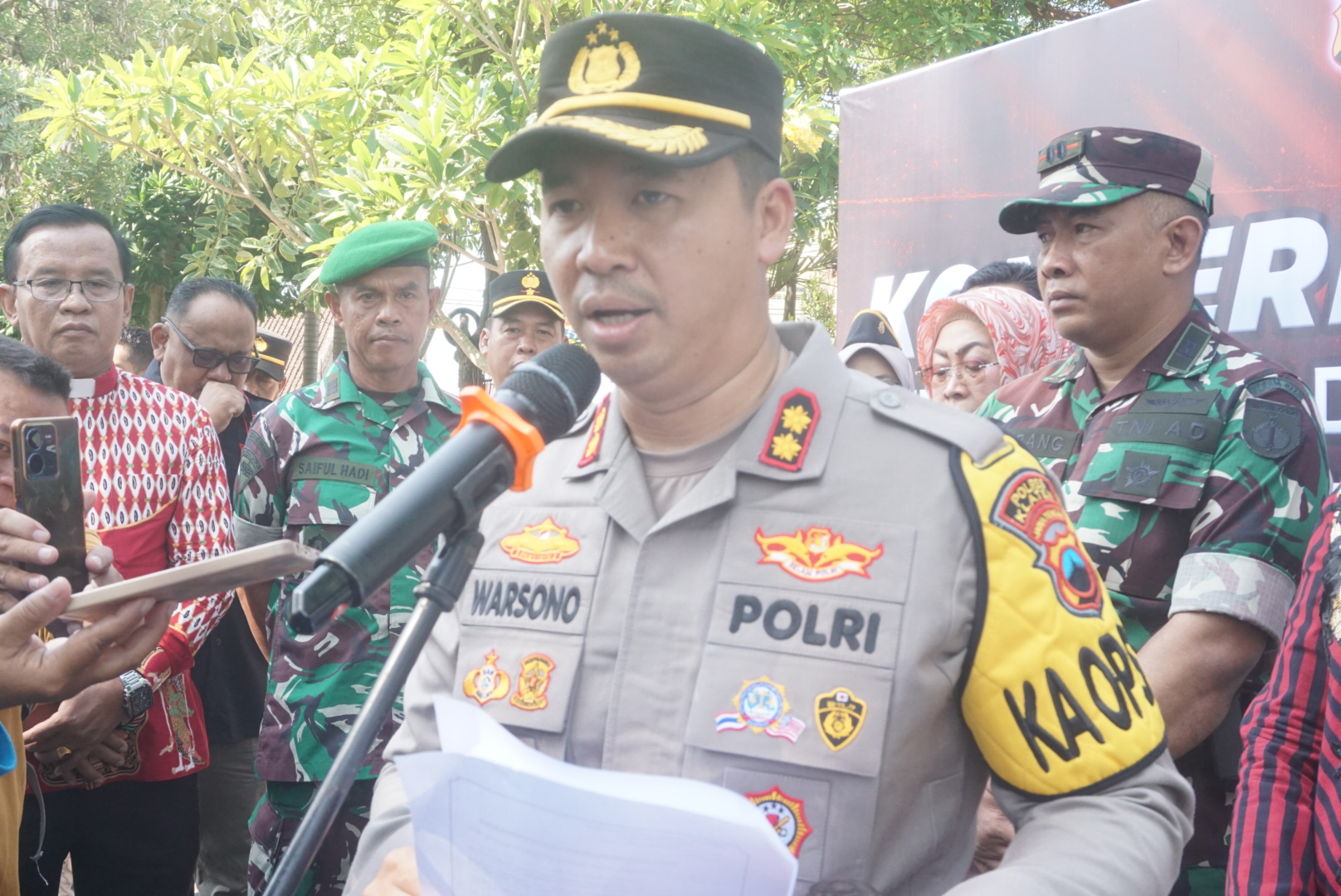Kapolres Klaten AKBP Warsono saat menyampaikan rilis akhir tahun di Alun-alun Klaten beberapa waktu lalu
