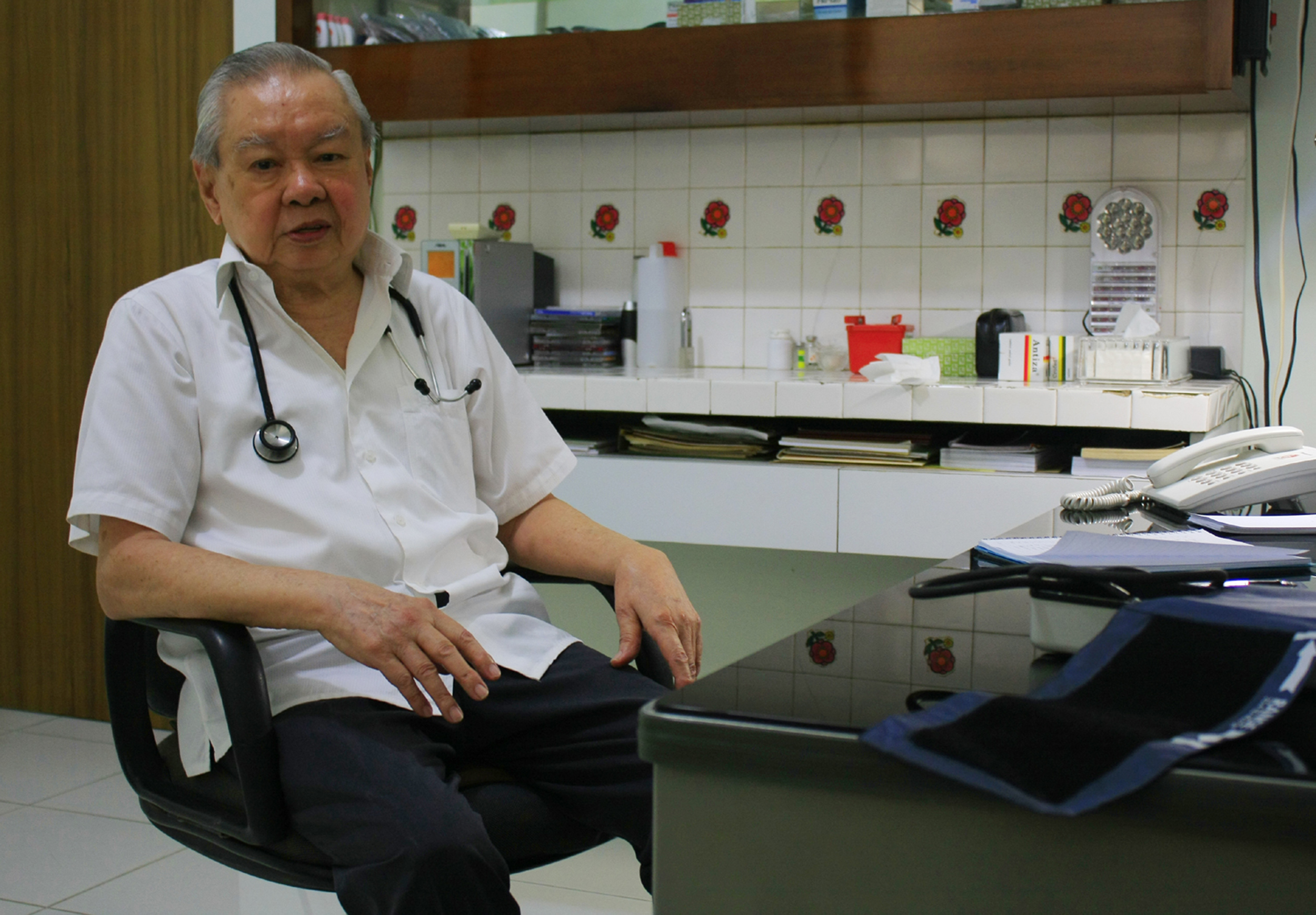 Dokter Lo Siaw Ging semasa hidup.