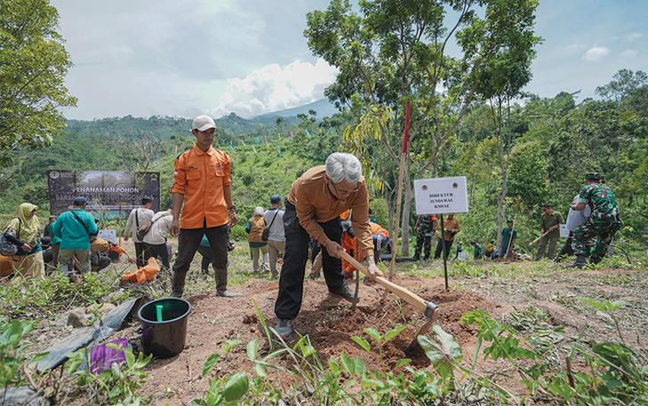 Prof. Dr. Satyawan Pudyatmoko, S.Hut, M.Agr.Sc. selaku Dirjen KSDAE Kementerian Lingkungan Hidup dan Kehutanan (KLHK)