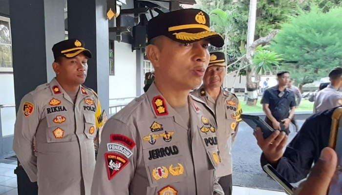 Kapolres Karanganyar AKBP Jerrold Hendra Kumontoy