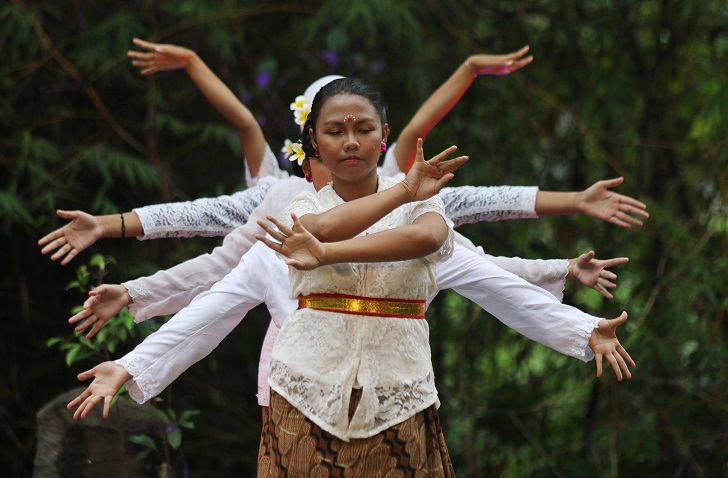 International Rain Festival (IRF) Ke-10 di Mugi Dance Studio, Desa Pucangan, Kecamatan Kartasura, Kabupaten Sukoharjo belum lama ini.