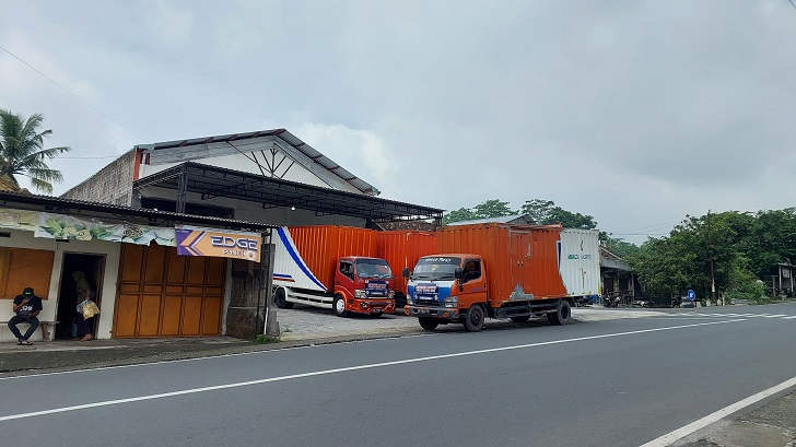 Distribusi logistik Pemilu 2024 di gudang Winong dan IPHI Boyolali.