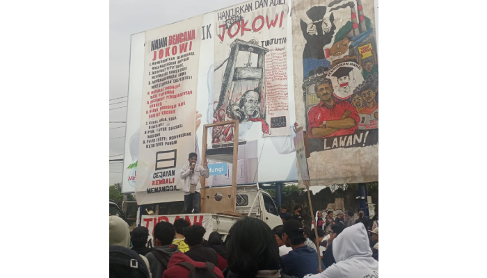Massa aksi Gejayan Memanggil Kembali serukan 11 tuntutan kepada Jokowi, Senin (12/2).