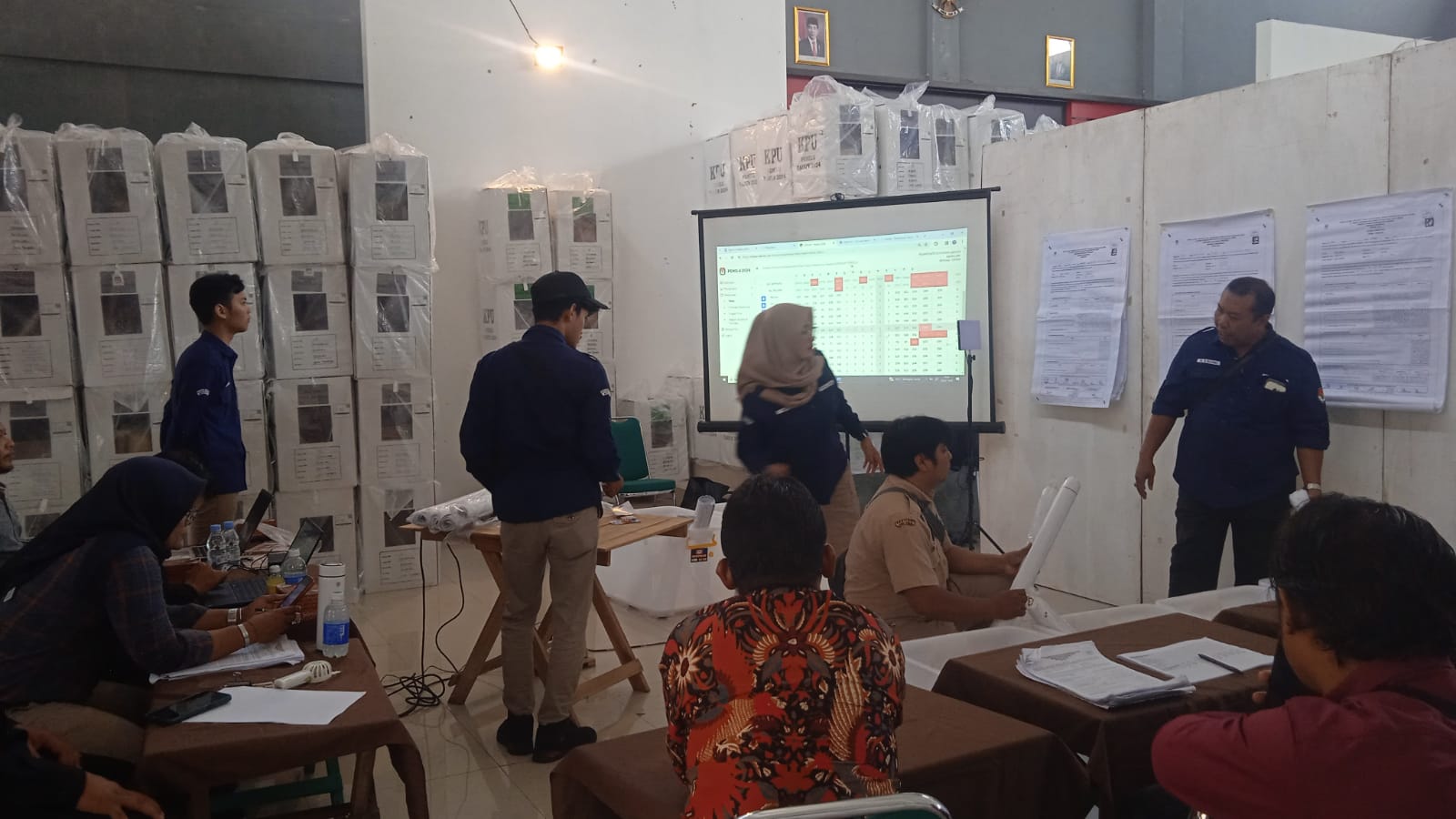 Ilustrasi rekapitulasi penghitungan suara tingkat kecamatan di Kabupaten Boyolali.
