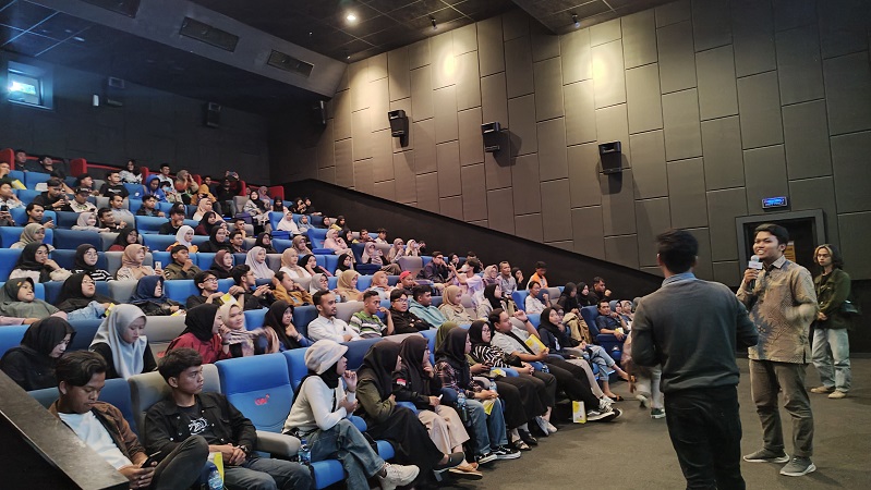 Skrining dan penayangan film pendek karya mahasiswa di CGV Cinemas Transmart Pabelan, Kartasura, Sukoharjo, Kamis (22/2/2024).