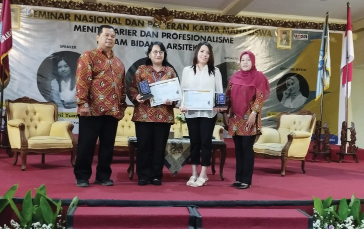 UNSA Surakarta menggelar seminar nasional dan pameran karya dari para mahasiswa di Auditorium Prof. Dr. H. S Brodjo Sudjono, S.H.,M.S, Rabu (06/03/2024)