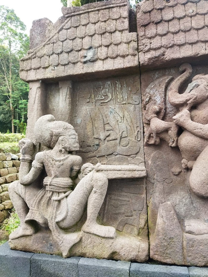 Sang Bima yang tergambar dalam relief pande di komplek Candi Sukuh, Ngargoyoso, Karanganyar.