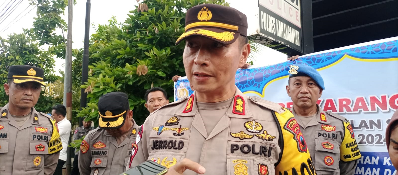 Kapolres Karanganyar AKBP Jerold Hendra Yosep Kumontoy akan menindak tegas warga yang nekat bunyikan petasan. (Rudi Hartono/Radar Solo)