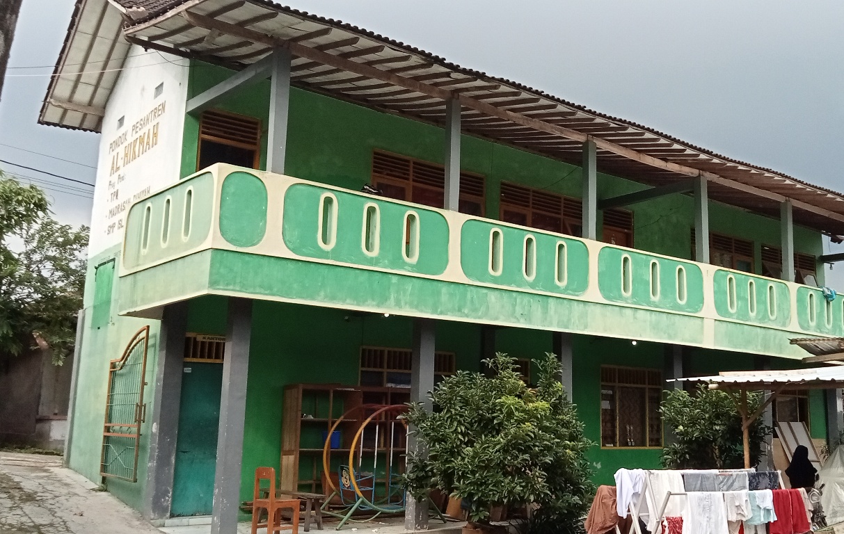 Pondok Pesantren Al Hikmah di Kecamatan Gatak, Sukoharjo tampak lengang. (Via Nur Safitri/Radar Solo)