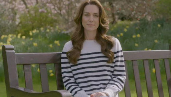 Penampilan Kate Middleton dalam pesan videonya.