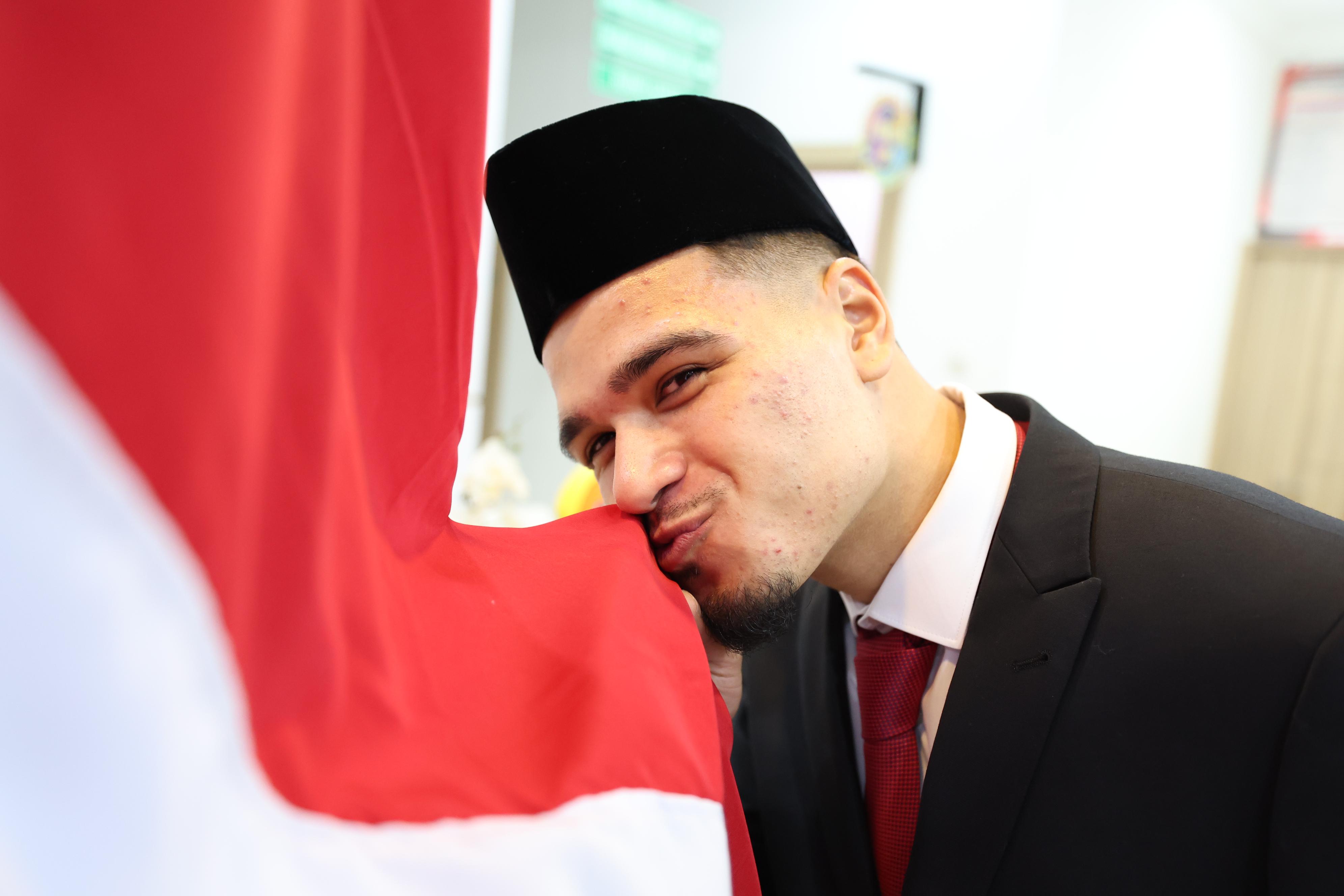 Ragnar Oratmangoen usai menjalani sumpah sebagai WNI, dan resmi jadi pemain timnas Indonesia berstatus naturalisasi.