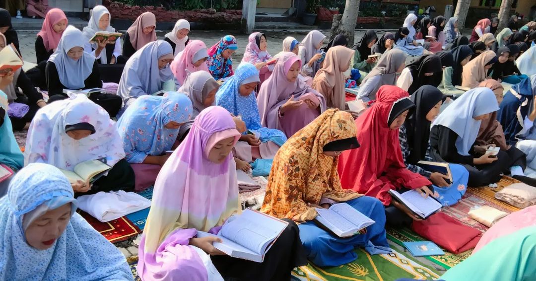 Siswa mengikuti tadarusan di sekolah selama bulan Ramadhan. (dok.pribadi)