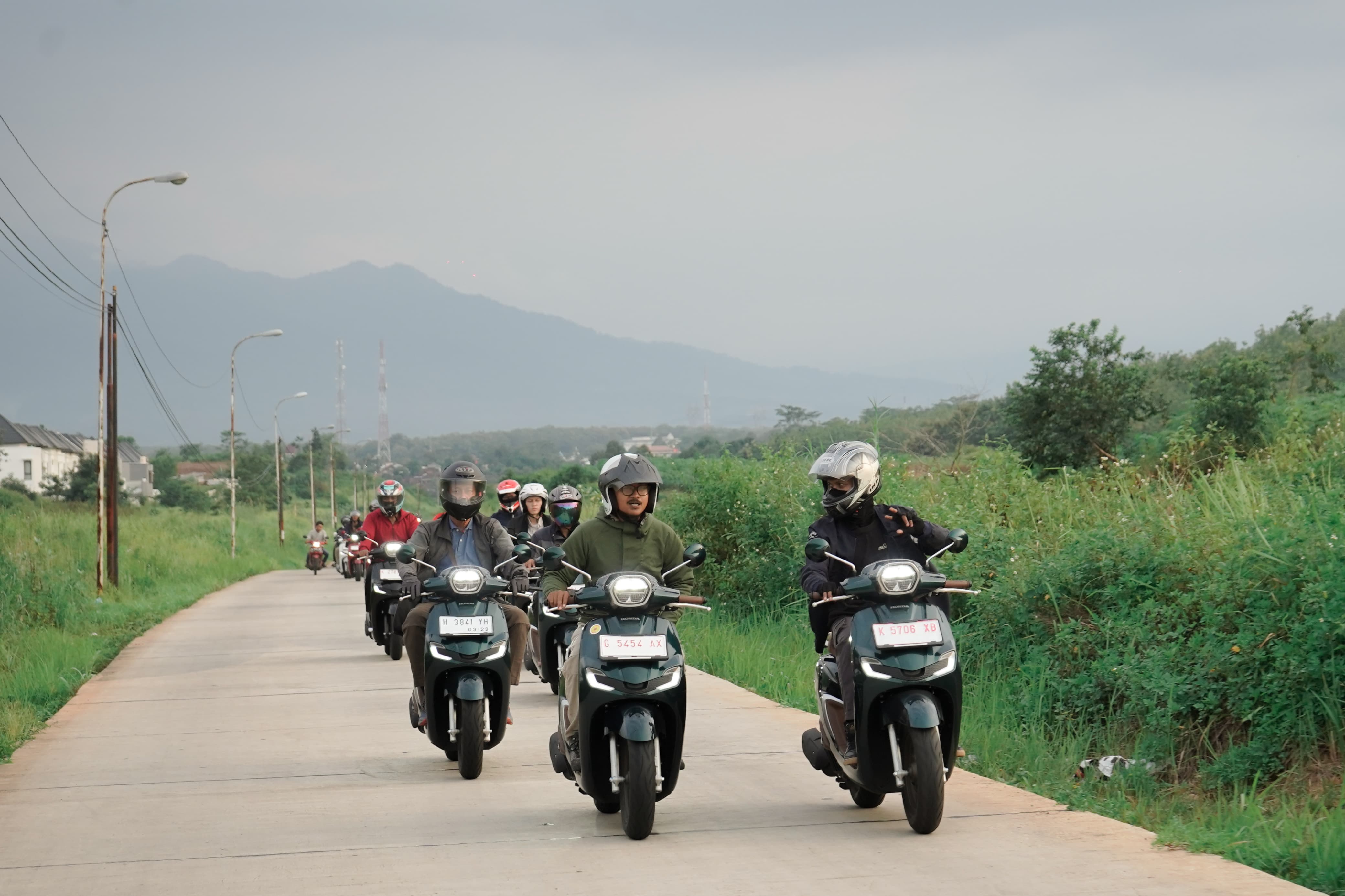 Astra Motor Jateng menggelar kegiatan Ngabuburide bertajuk &ldquo;Honda Stylo Fashion Urban City Rolling&rdquo; yang mengundang jurnalis dan blogger vlogger wilayah Jawa Tengah pada Rabu kemarin (23/04/2024)