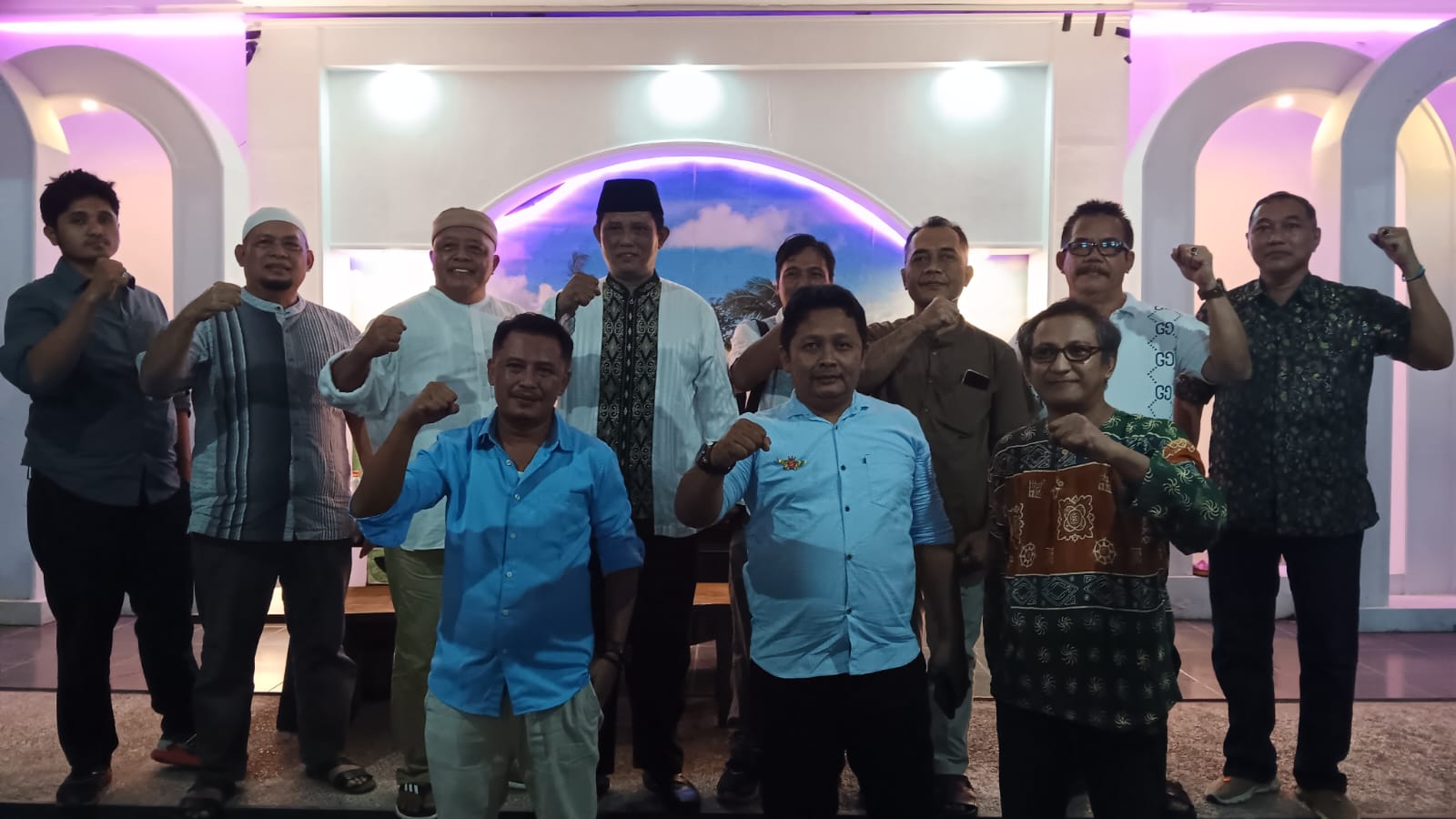 Pengurus sejumlah partai yang tergabung dalam Koalisi Indonesia Maju (KIM) Kabupaten Klaten seusai menggelar pertemuan, Rabu (27/3/2024).