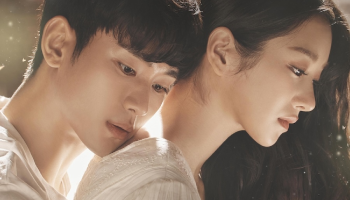 Kim Soo Hyun dan Seo Ye Ji dalam drama It