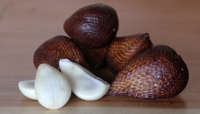 Buah salak.