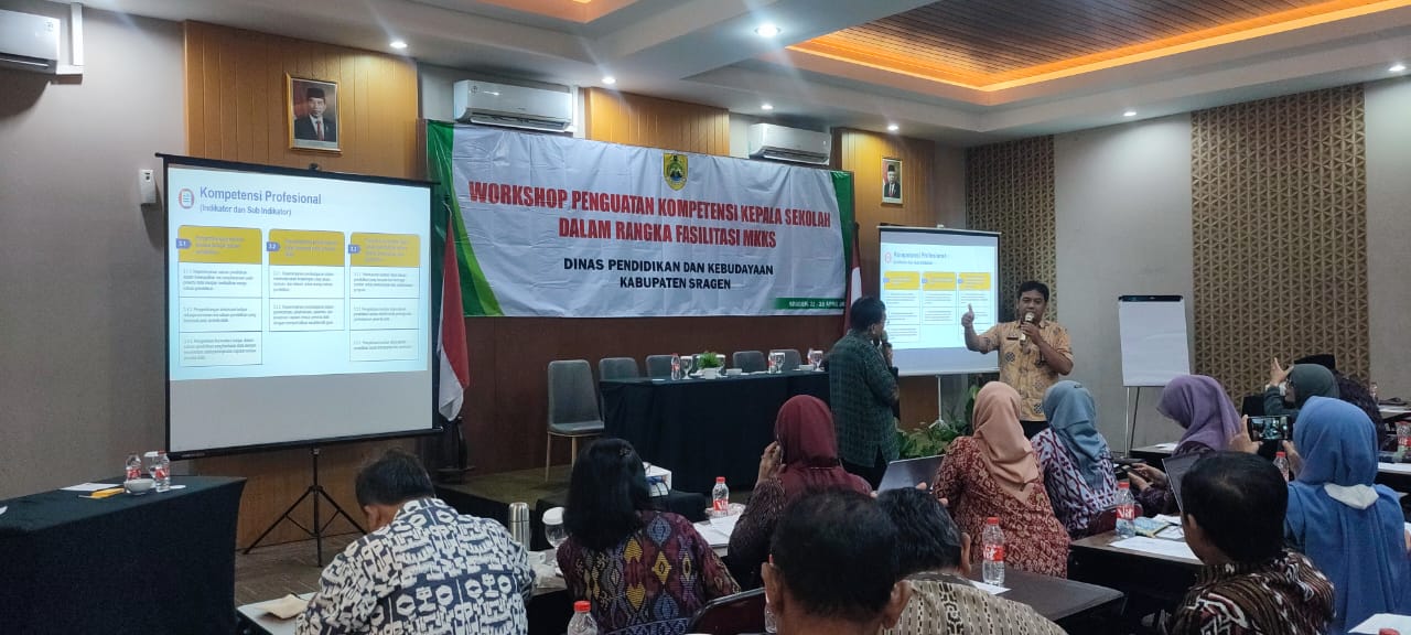 Workshop penguatan kompetensi bagi kepala SMP yang digelar MKKS SMP Sragen. (Ahmad Khairudin/Radar Solo)
