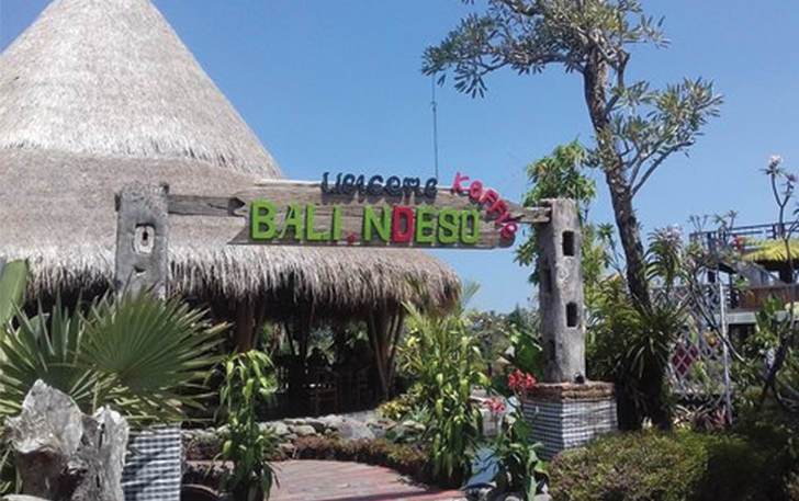 Suasana di Restoran Bali Ndeso di Kemuning, Karanganyar
