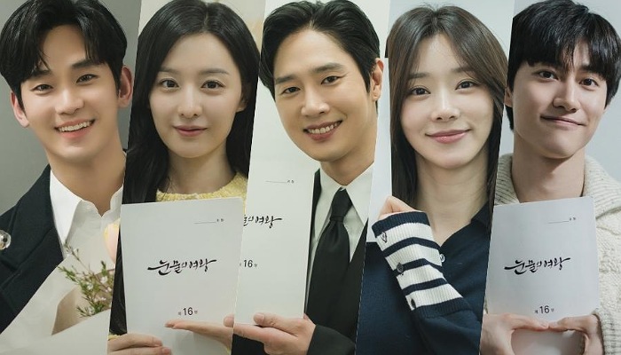 Kim Soo Hyun, Kim Ji Won dan bintang drama Queen of Tears lainnya.