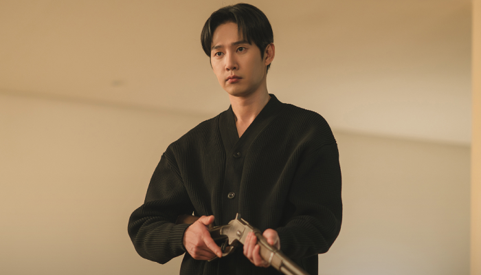 Park Sung Hoon berperan sebagai&nbsp;Yoon Eun Song dalam drama Queen of Tears.