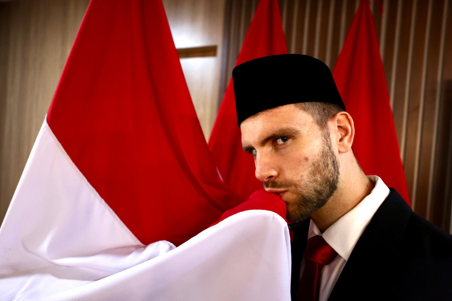 Marteen Paes resmi jadi WNI dan siap main di Timnas Indonesia.