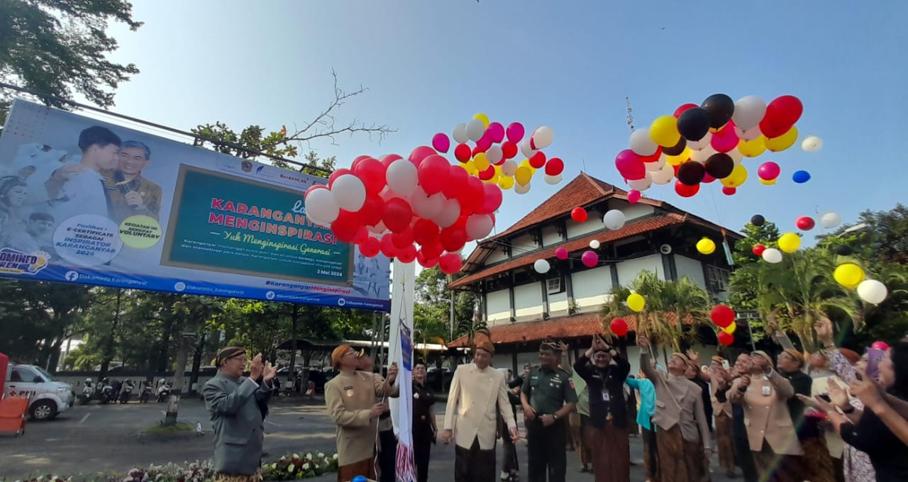 Launching Gerakan Karanganyar Menginspirasi di halaman kantor Bupati Karanganyar, Kamis (2/5/2024).