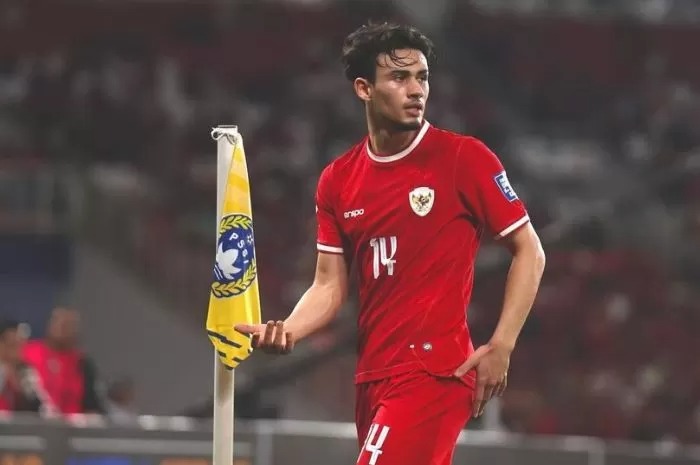 Nathan Tjoe-A-on jadi saat membela Timnas U-23 Indonesia.