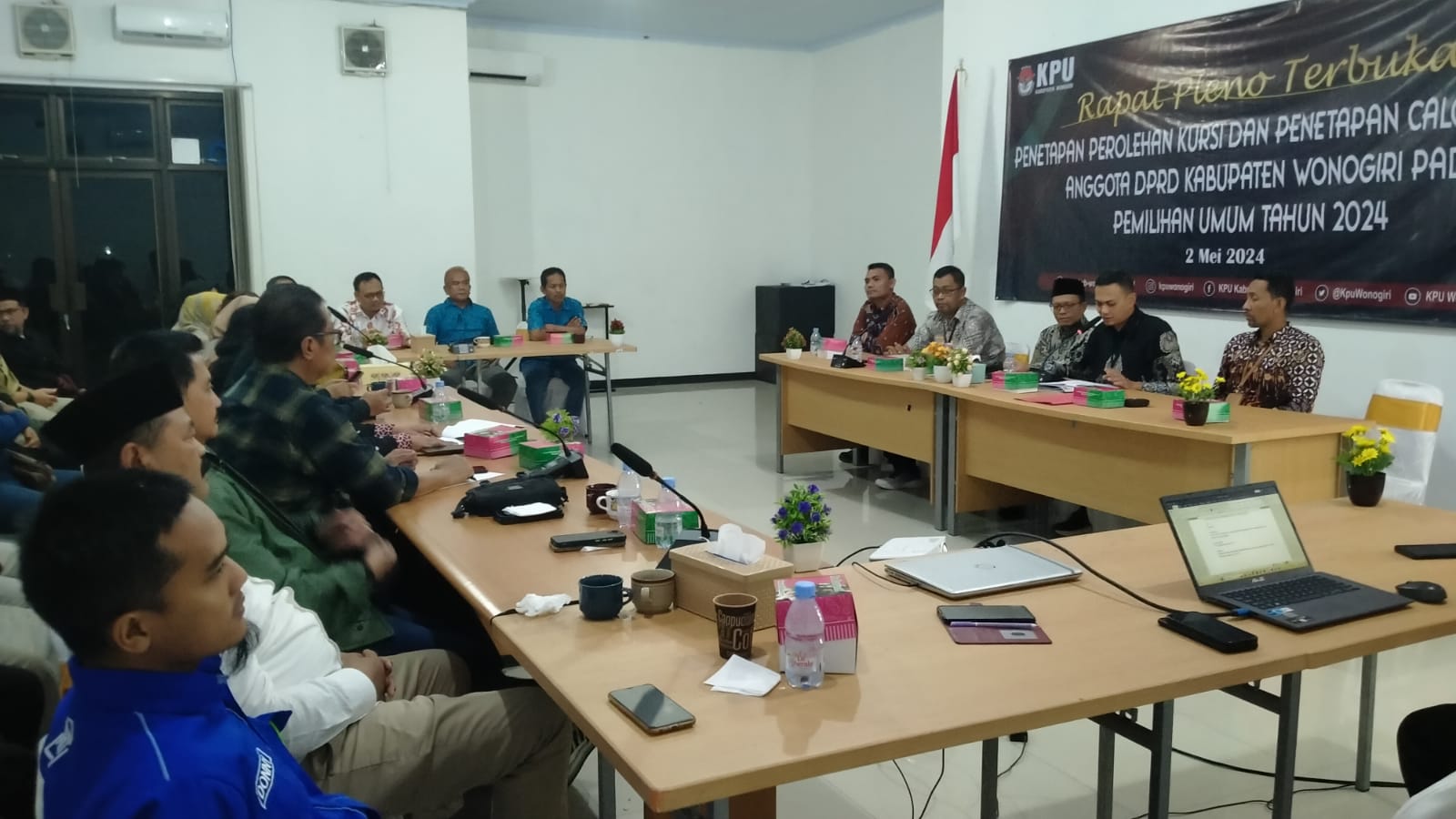 Pleno penetapan perolehan kursi dan anggota DPRD Wonogiri Kamis (2/5/2024) malam.
