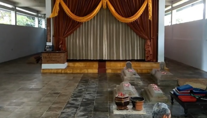 Makam&nbsp;Syekh Maulana Maghribi di Jabal Kanil, Dawung, Bandardawung, Tawangmangu.
