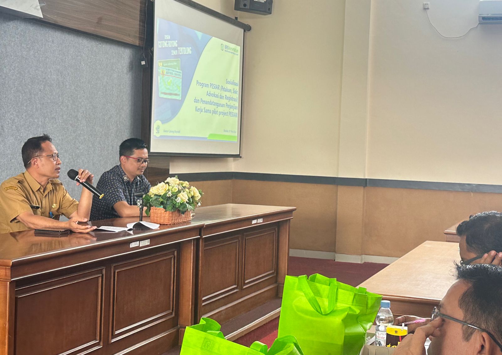 Kegiatan sosialisasi program Pesiar oleh BPJS Kesehatan Cabang Boyolali di Aula Kantor Dispermasdes Boyolali.