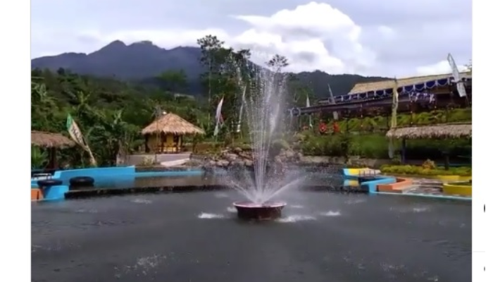 Wisata air Padas Ombo di Ngargoyoso, Karanganyar.
