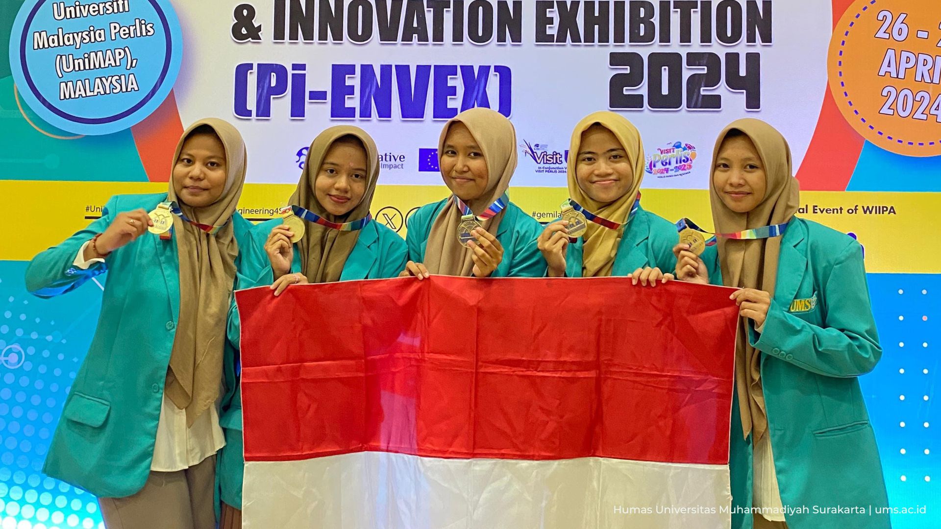 Tim mahasiswa UMS ini ciptakan polybag dari bahan alami
