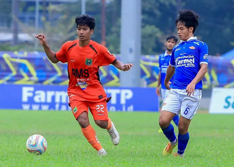 Laga Persekabpas Pasuruan melawan Adhyaksa Farmel FC di Liga 3 musim ini