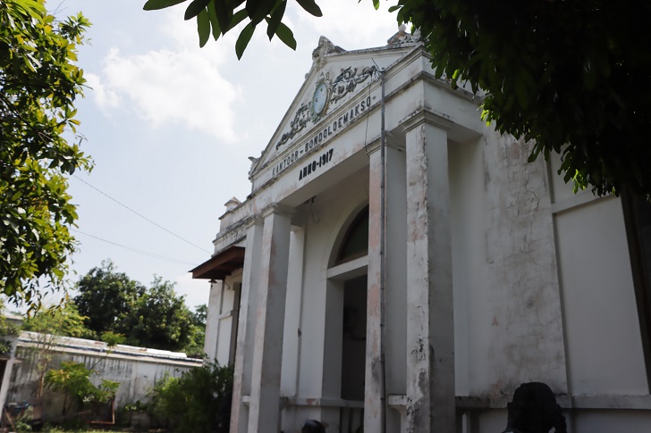 Kantor Bondoloemakso bukan lagi menjadi aset Keraton Solo. Bangunan bersejarah ini kini dijual.