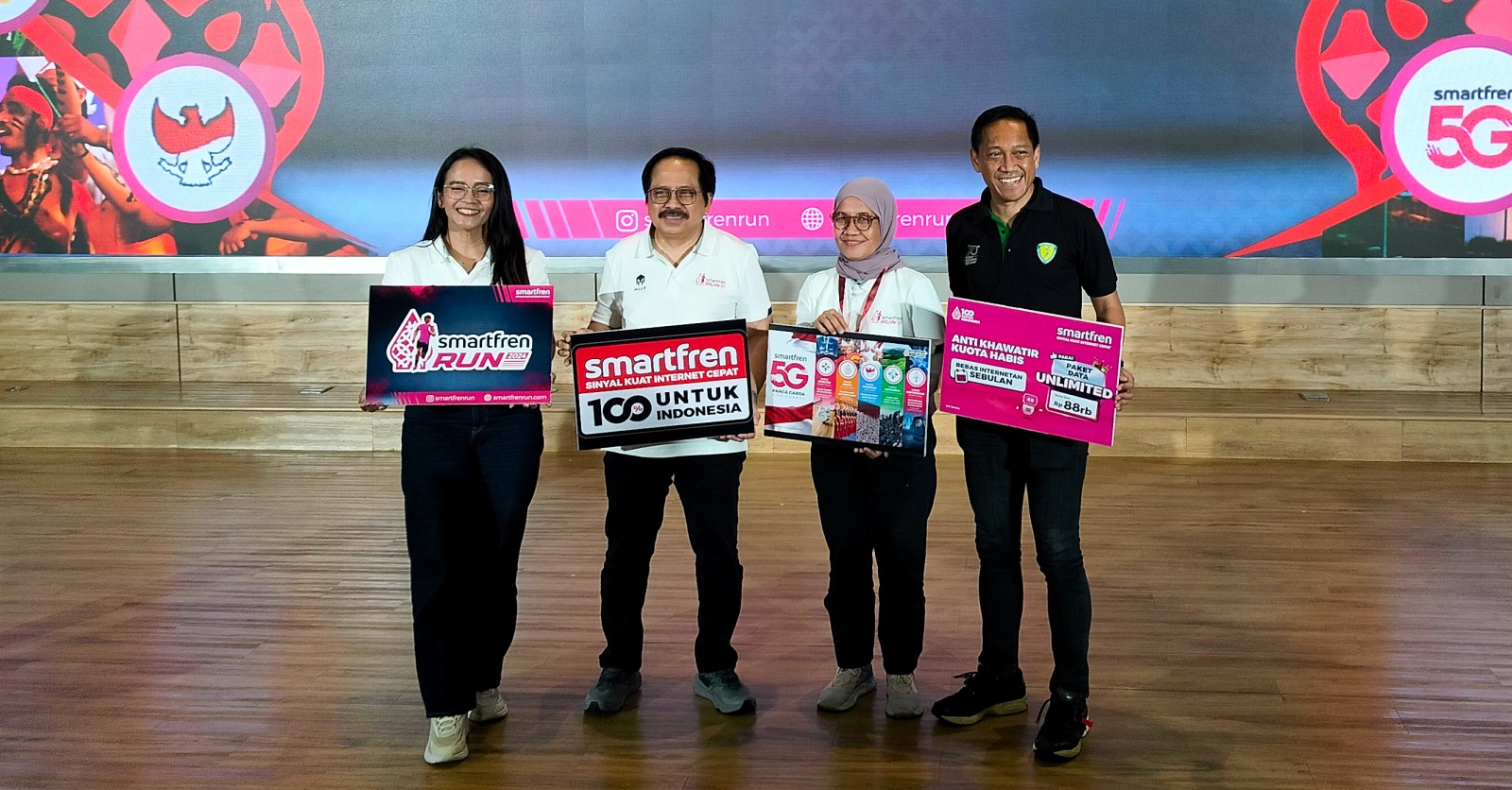 Smartfren bakal menggelar kompetisi half marathon (HM) Smartfren Run 2024 yang akan digelar pada 7 Juli 2024 mendatang di Parkir Timur Senayan.