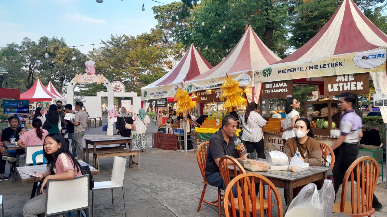 Festival Kuliner Tjap Legende di The Park Mall Solo (20/6/2024).