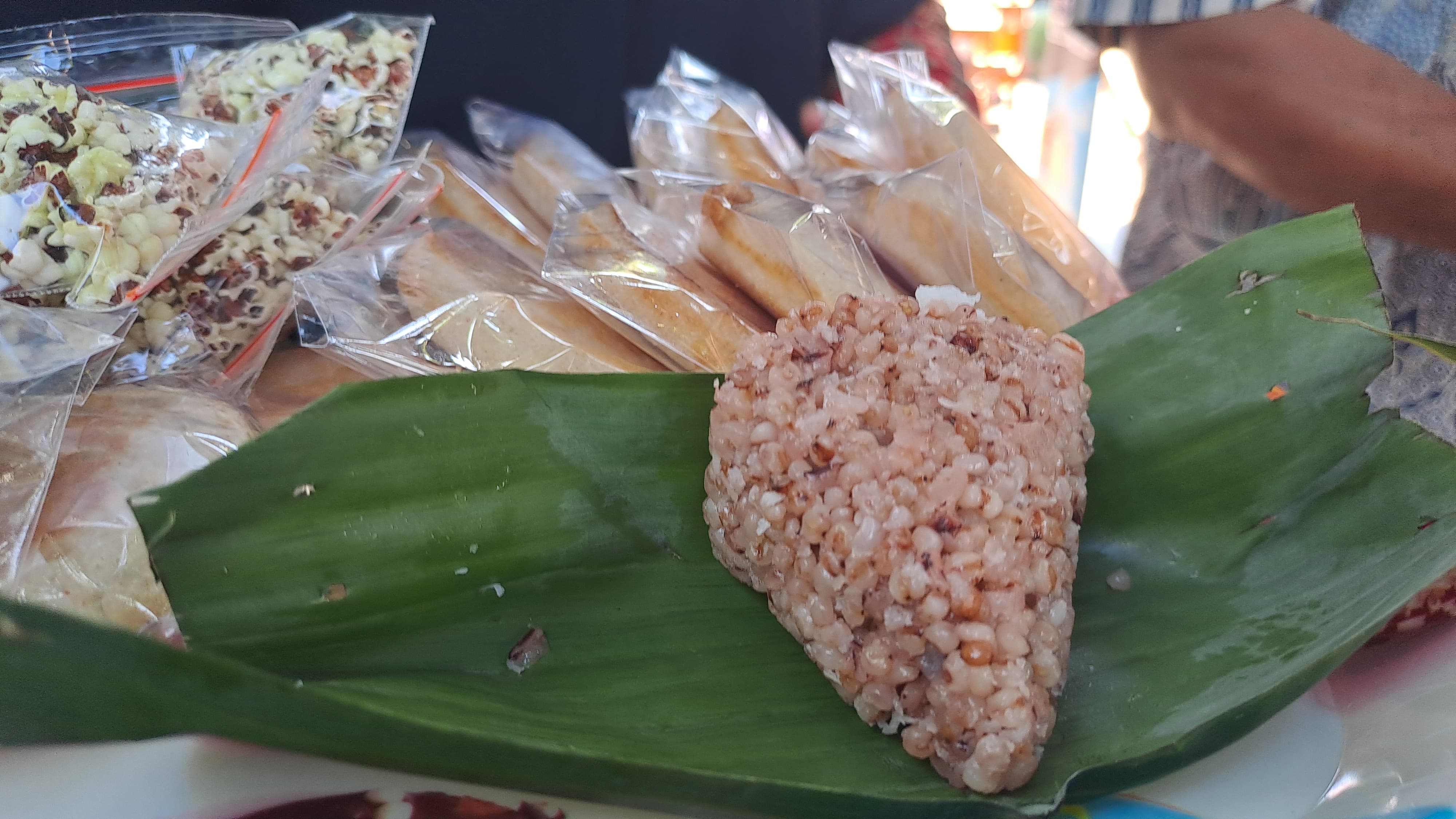 Aneka jajanan berbahan sorgum yang dibuat KWT Desa Sumberejo, Kecamatan Wuryantoro, Wonogiri.