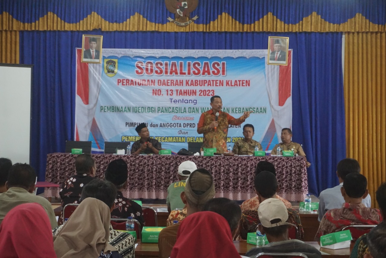 Anggota DPRD Klaten sosialisasikan Perda Pembinaan Ideologi Pancasila dan Wawasan Kebangsaan di Desa Banaran, Kecamatan Delanggu, Klaten, Senin (24/6/2024).