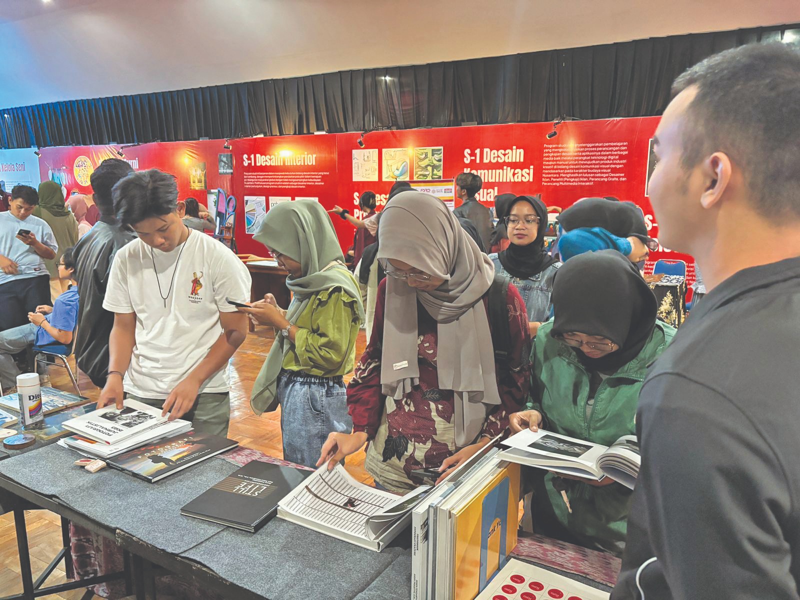Gelaran Exposeni 2024 di Pendapa GPH Djojokusumo, Jumat (21/6).