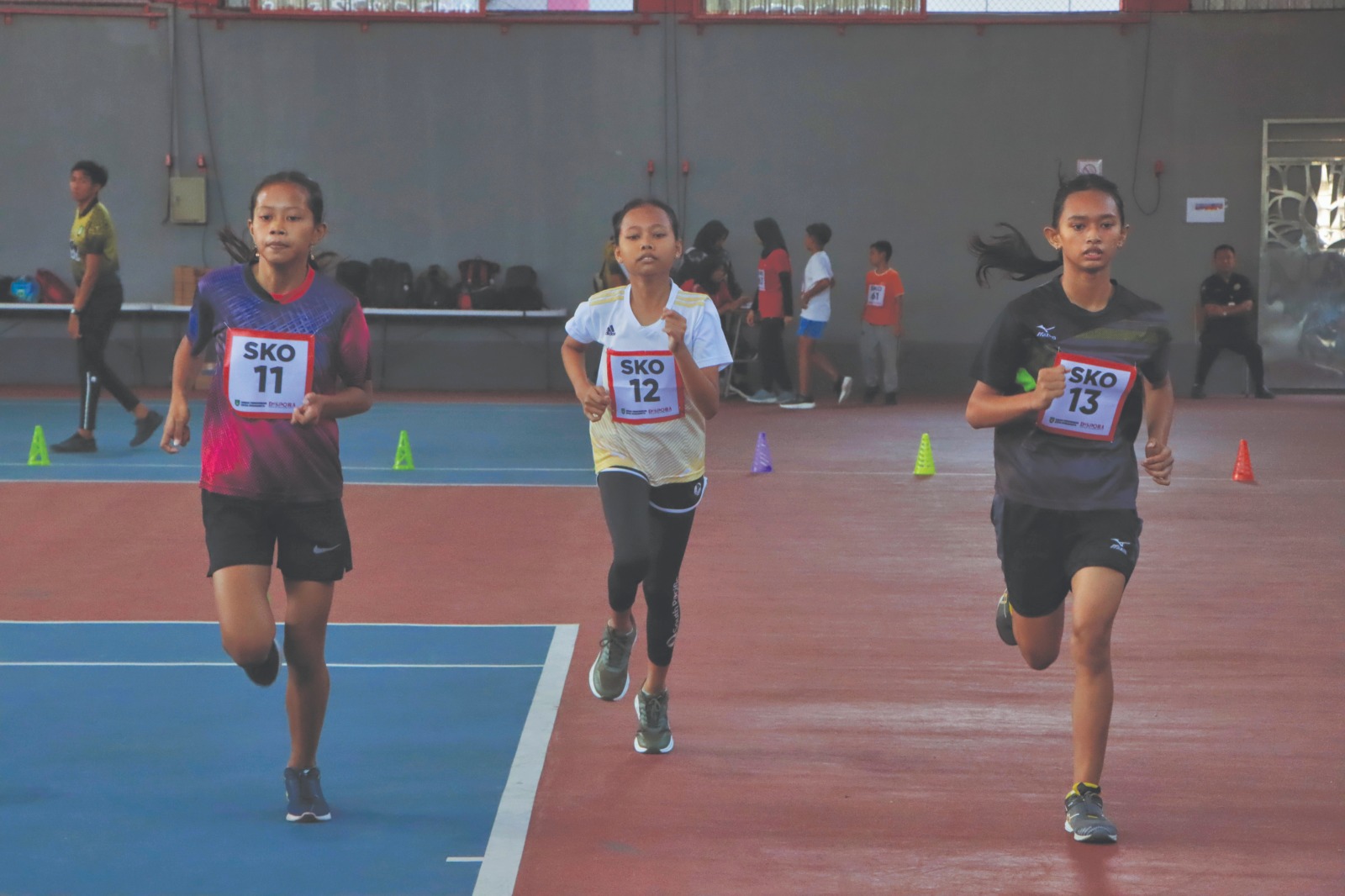 Beberapa siswa melakukan seleksi masuk di SMP Khusus Olahraga Kota Solo.