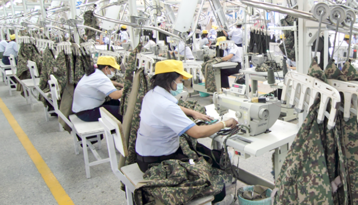 Suasana produksi di pabrik Sritex.