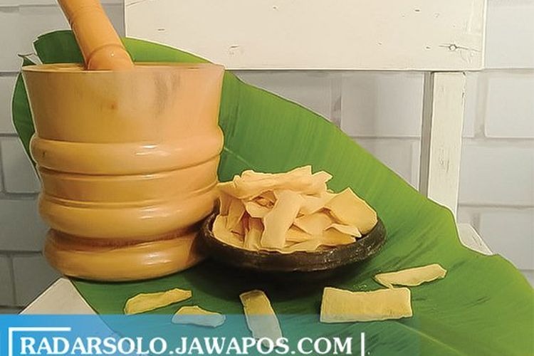 Camilan Balung Kethek mudah ditemui di kawasan wisata Tawangmangu.