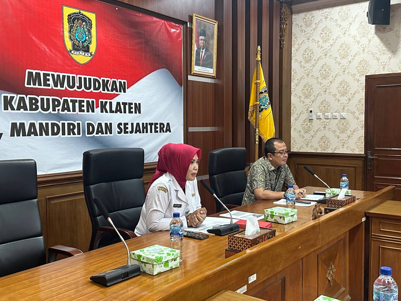 Pertemuan forum kemitraan pengelolaan fasilitas kesehatan kerja sama dengan pemangku kepentingan di Ruang Rapat B2 Setda Klaten.&nbsp;