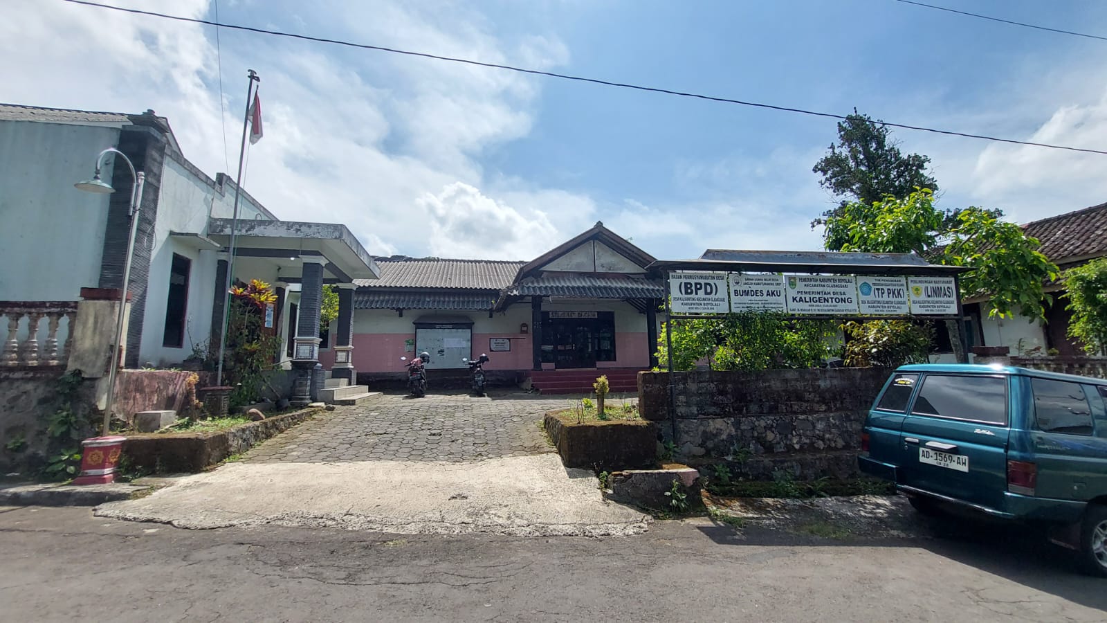 Kantor Balai Desa Kaligentong, Kecamatan Gladagsari, Boyolali.