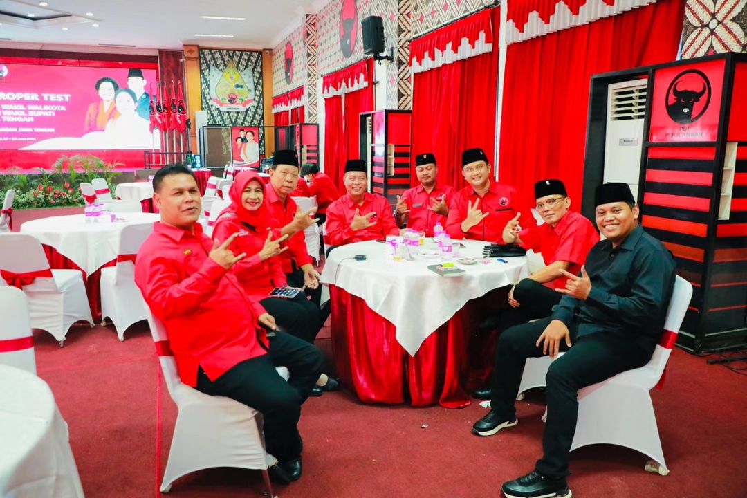 Cabup-cawabup Klaten dari PDIP fit and proper test di kantor DPD PDIP Jateng. (Dokumentasi pribadi)